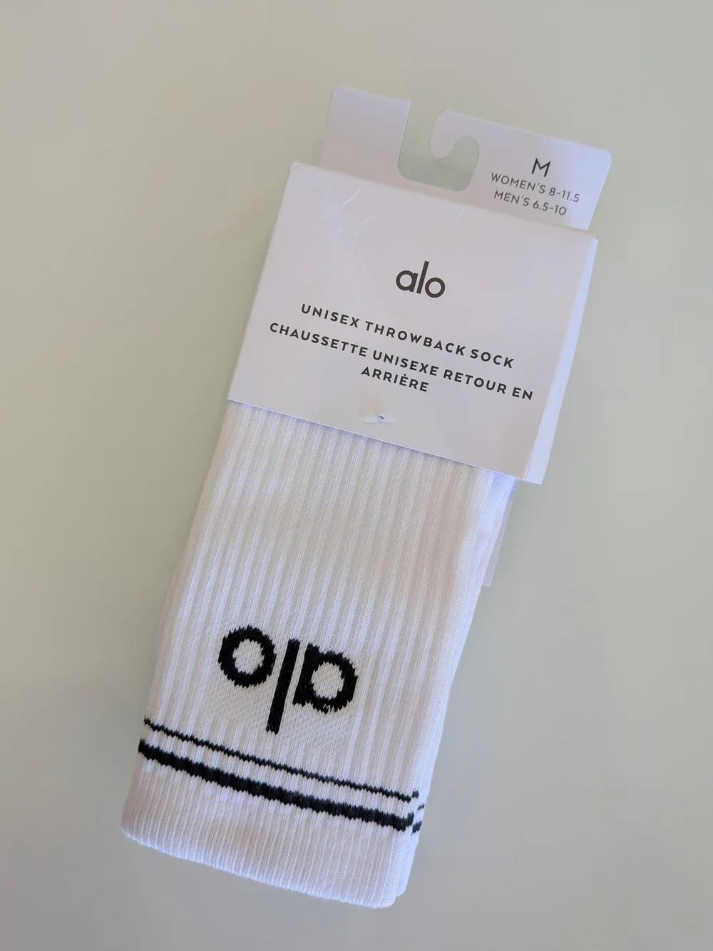 Alo Yoga Unisex Throwback Socks White/Black Size M